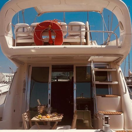 Payva & Branco Boats Iate Privado Em Cascais Hotel Eksteriør billede