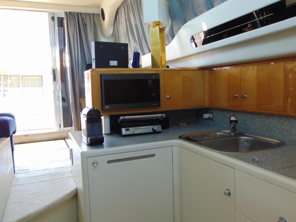 Payva & Branco Boats Iate Privado Em Cascais Hotel Eksteriør billede